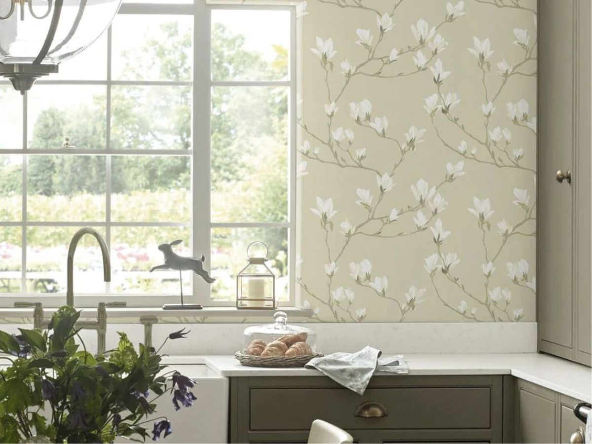 Step-by-Step Guide on How to Wallpaper Like a Pro