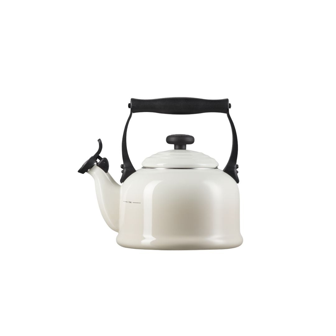 Le Creuset Traditional Kettle