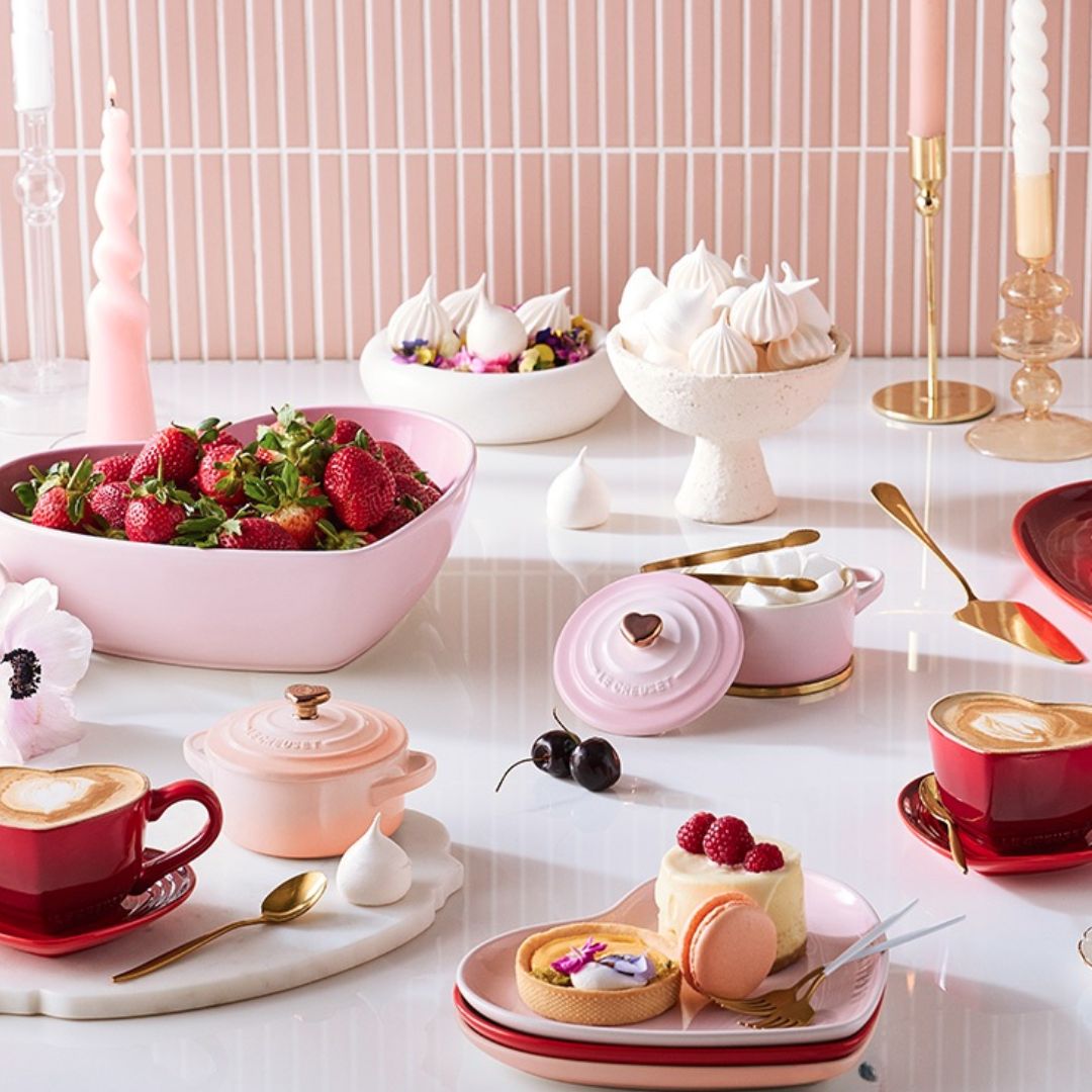 Le Creuset Stoneware Set of 4 Mini Heart Plates