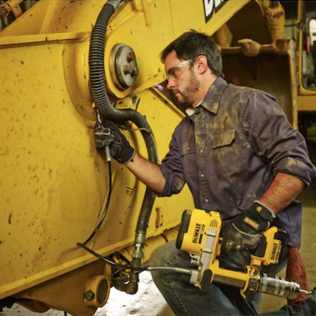 Dewalt 18V XR Grease Gun 1 x 4Ah