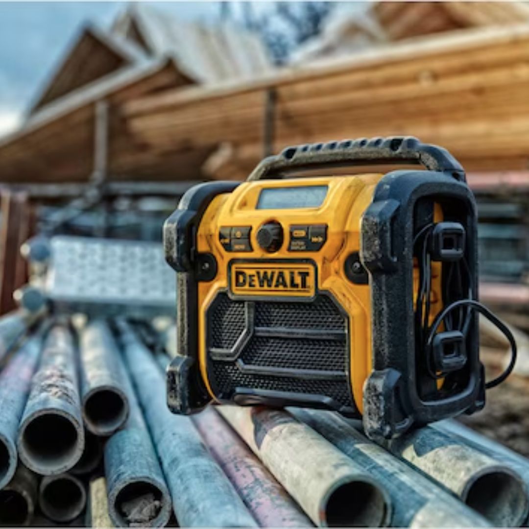Dewalt 18V XR Compact DAB+/FM Radio