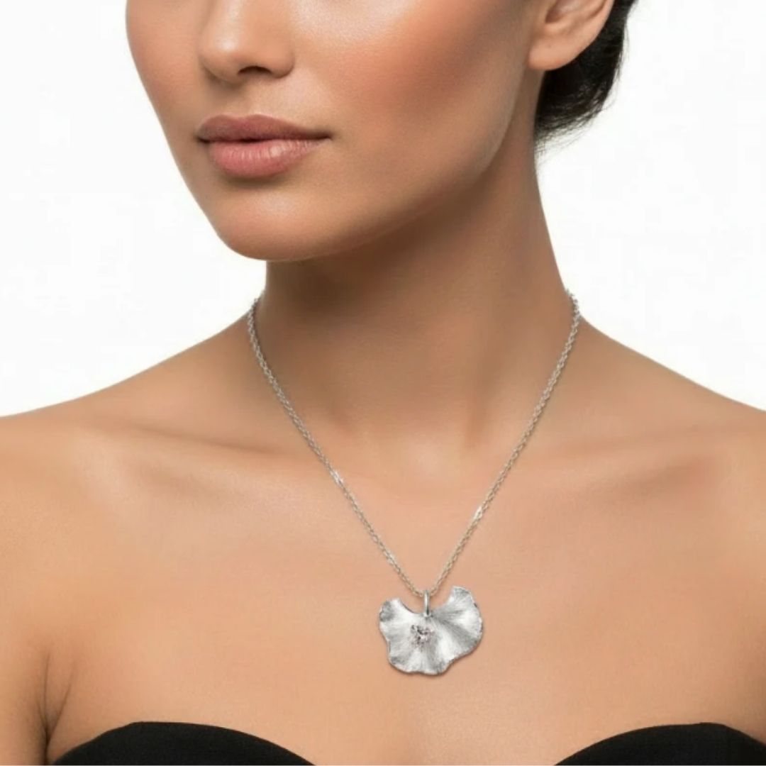 Knight & Day Ophelia Silver Pendant