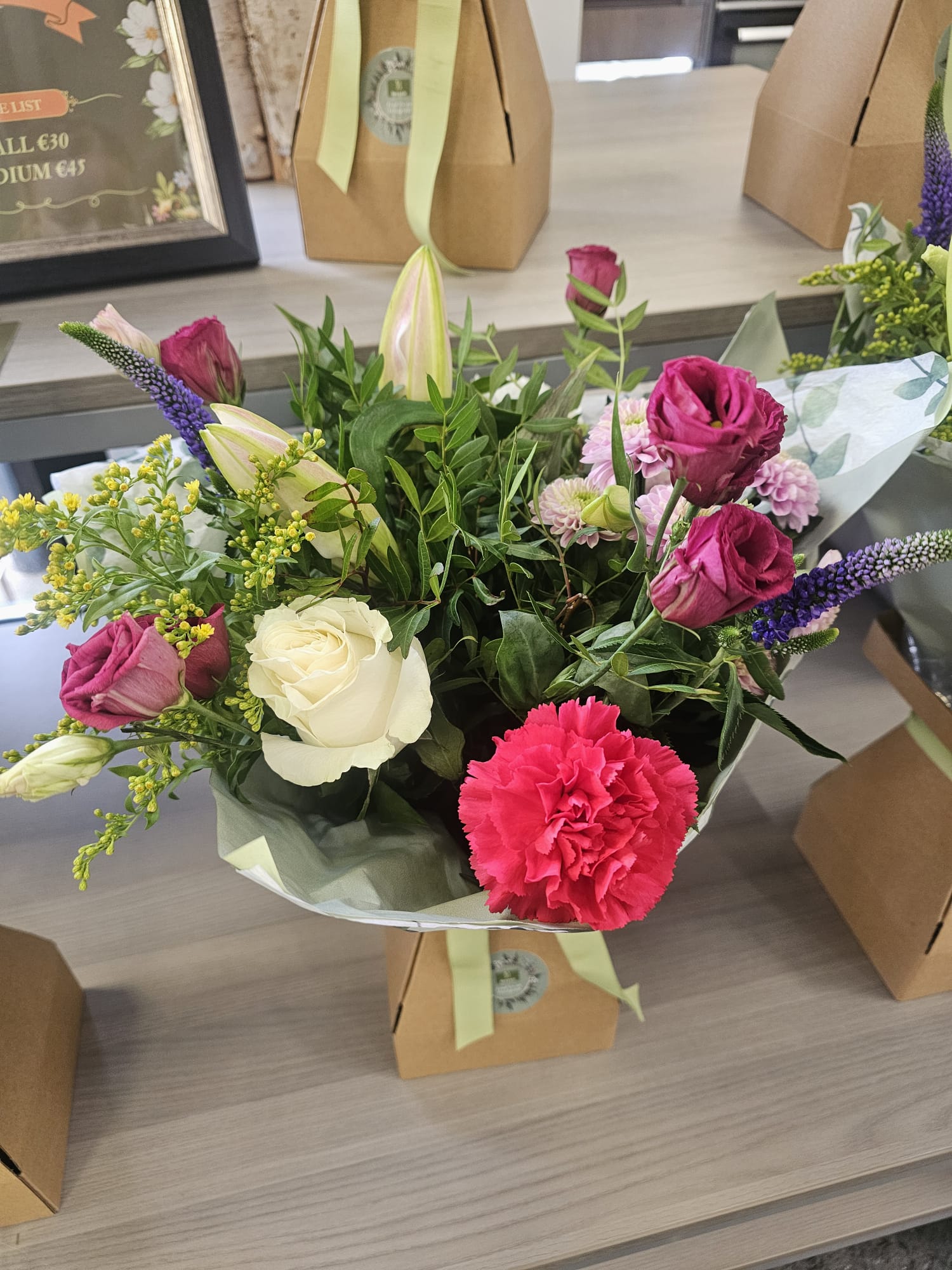 Botanic fresh bouquet flowers | Medium