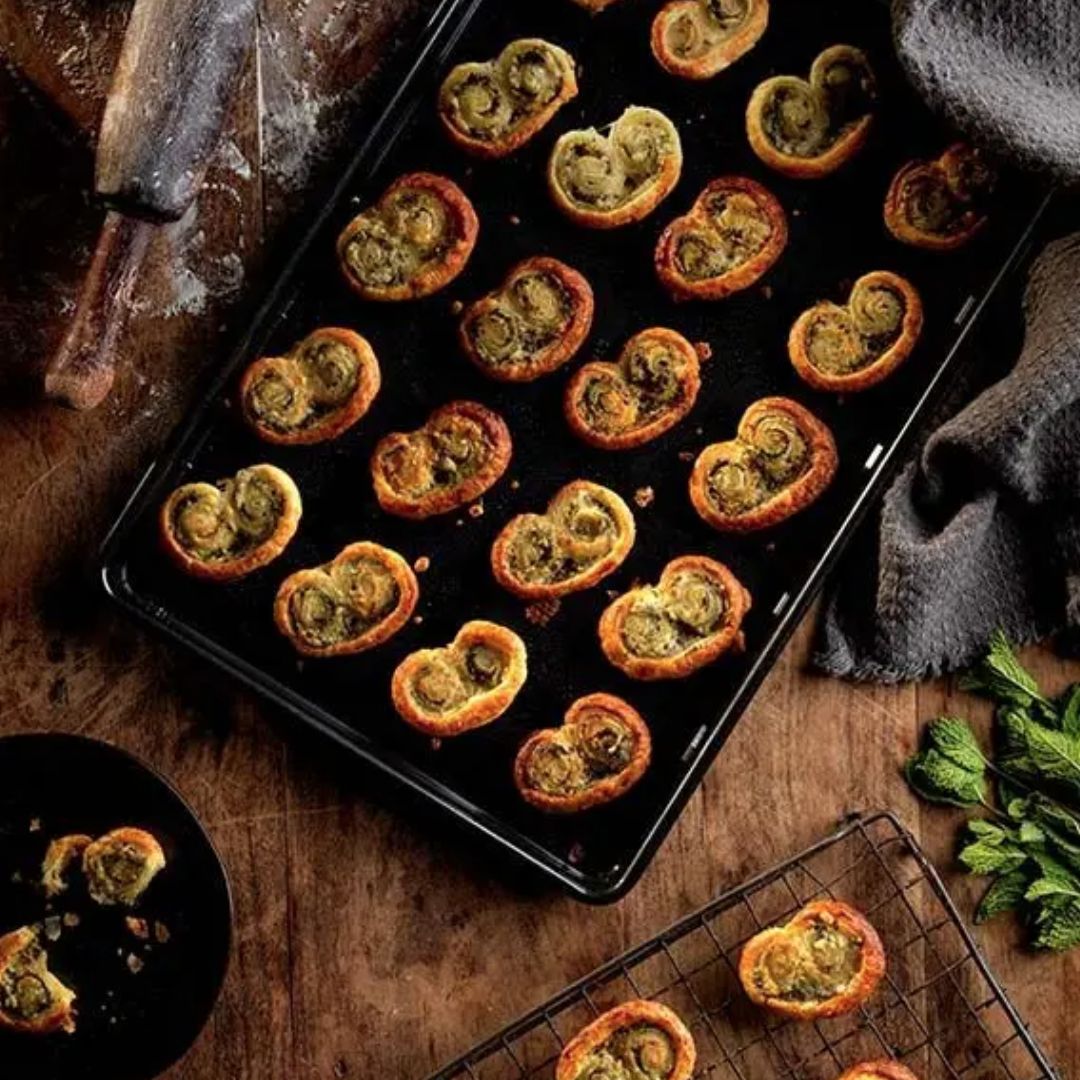 STELLAR BAKEWARE BAKING TRAY | 24X18X1.5CM