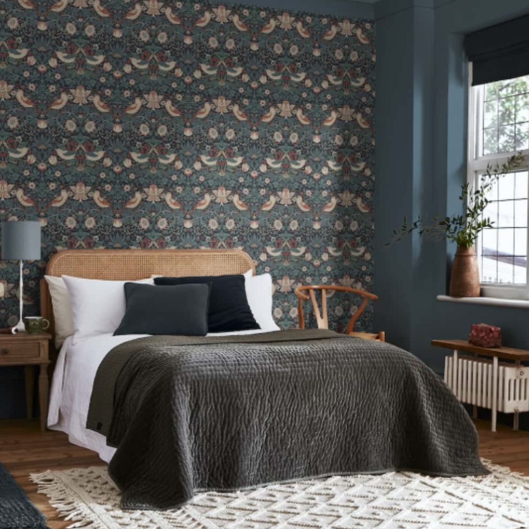 WILLIAM MORRIS STRAWBERRY THEIF DEEP BLUE WALLPAPER