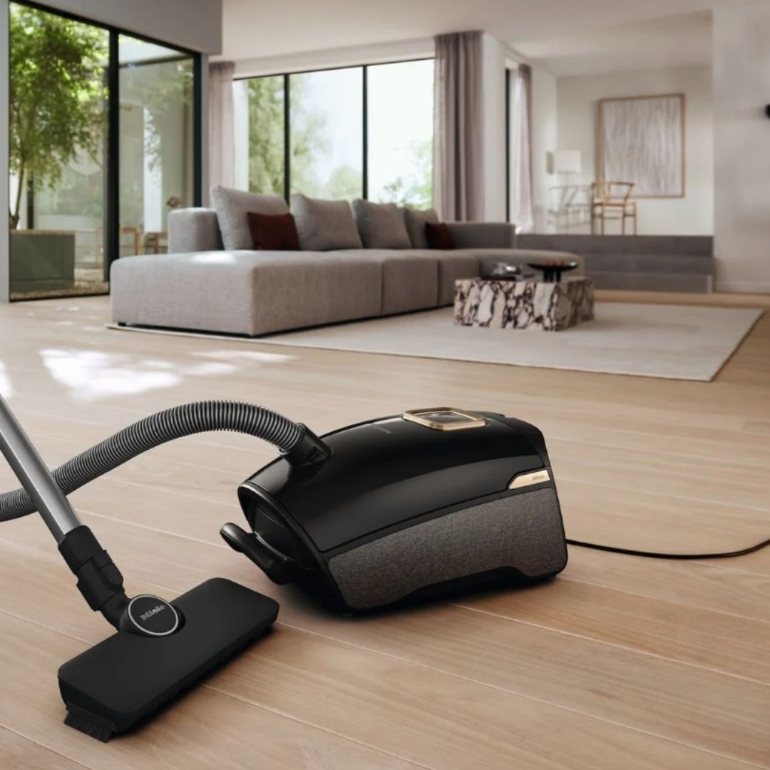 Miele Guard L1 AllFloor Obsidian black Vacuum | 12652280