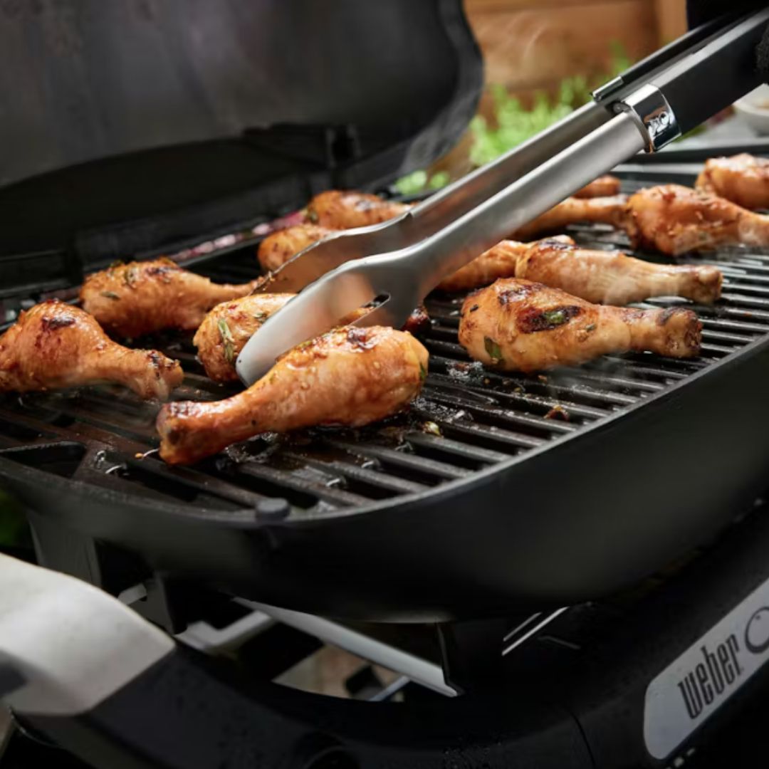 Weber Q 2200N Gas Barbecue with Side Tables and Compact Stand