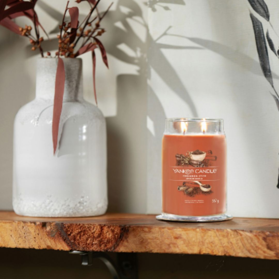 YANKEE CANDLE CINNAMON STICK
