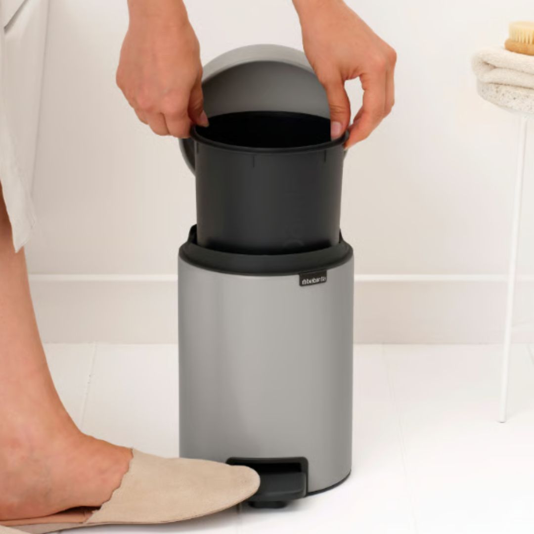 Brabantia NewIcon 3ltr Pedal Bin | Soft Grey