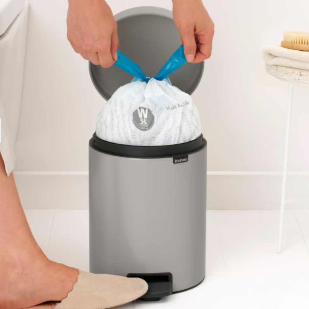 Brabantia NewIcon 5ltr Pedal Bin | Soft Grey