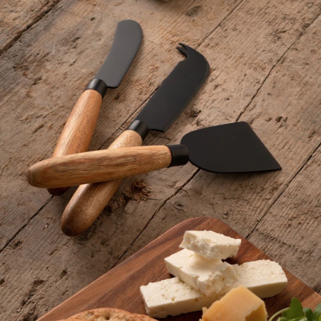 BELLEEK LIVING GRAZE CHEESE KNIFE SET